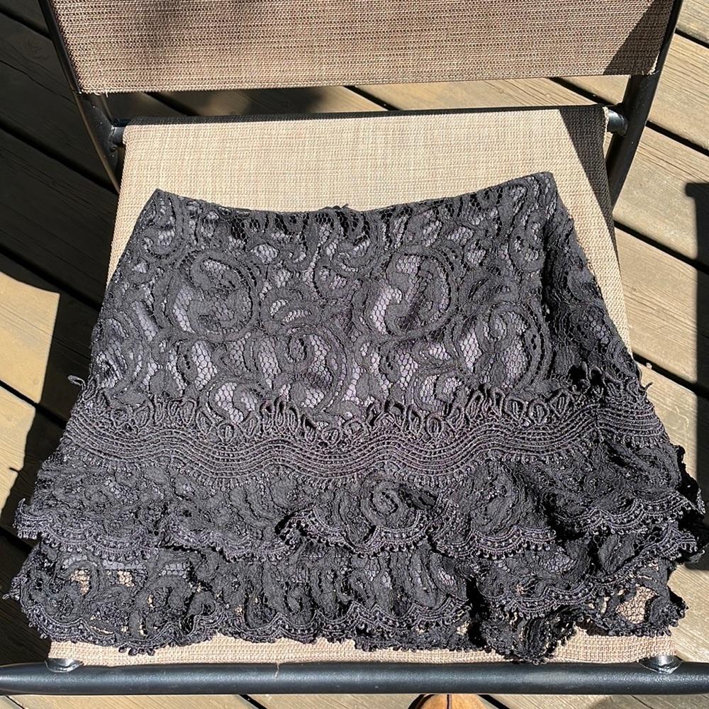 HIT Black Lace Mini Skirt